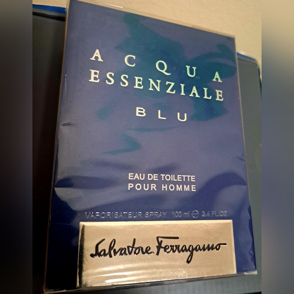 Salvatore Ferragamo ACQUA ESSENZIALE BLU PERFUME for men Size: 3.4 oz 100ML